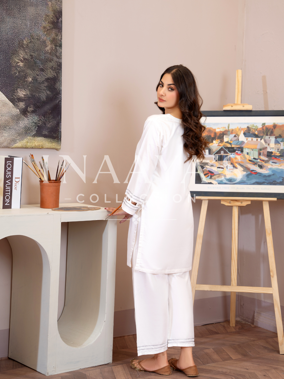 Hina – Noir Grace White Edition