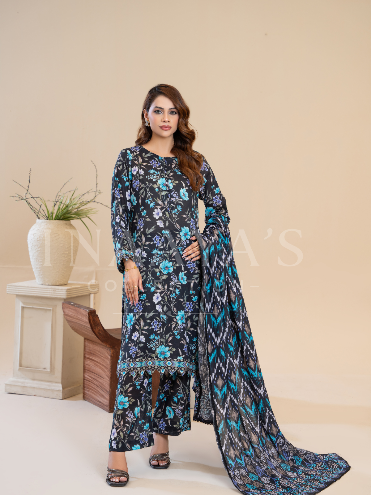 Gul-e-Noor  (3-piece) Stitched