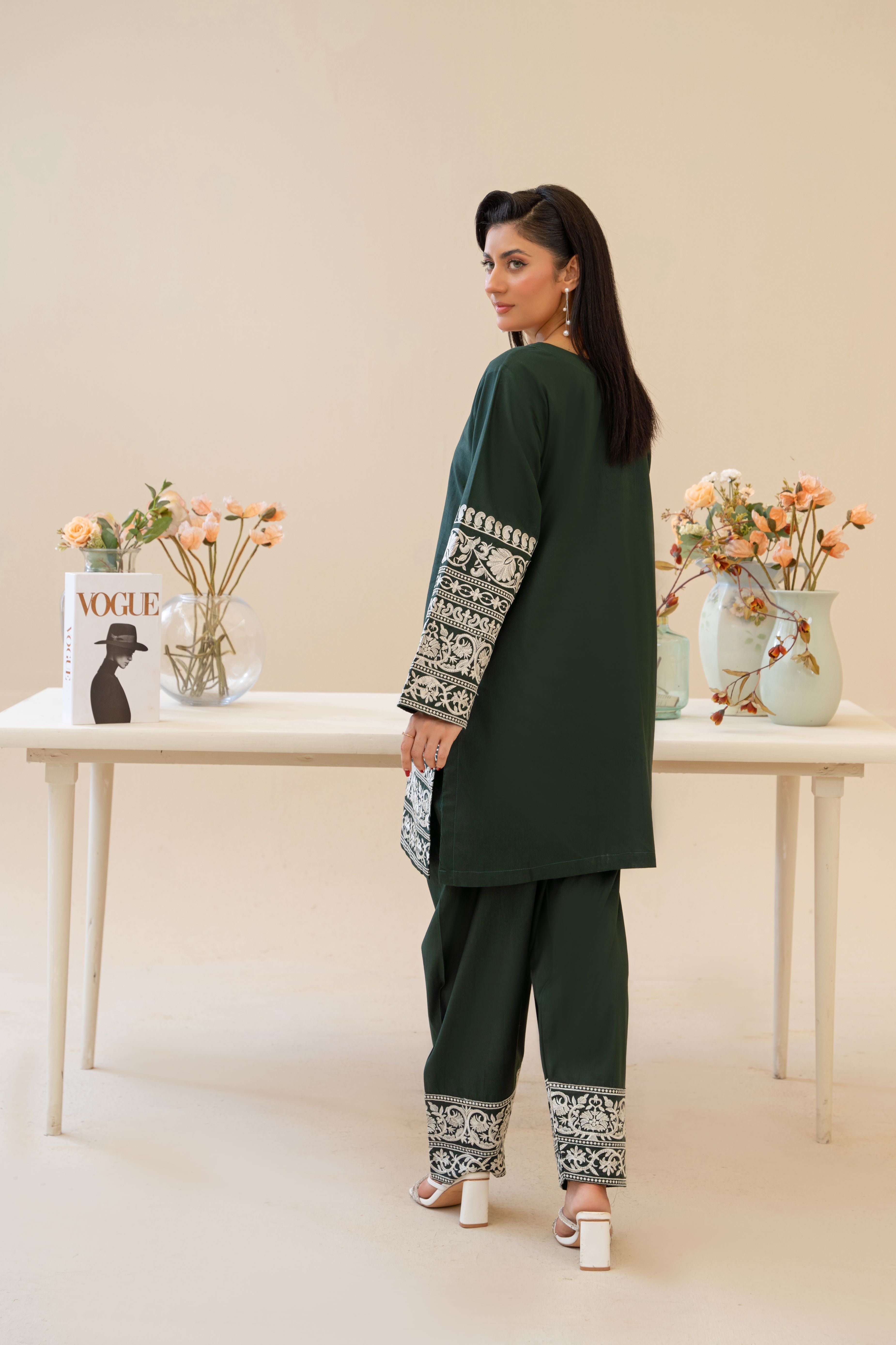 Zareen Noir –  Forest Green Edition