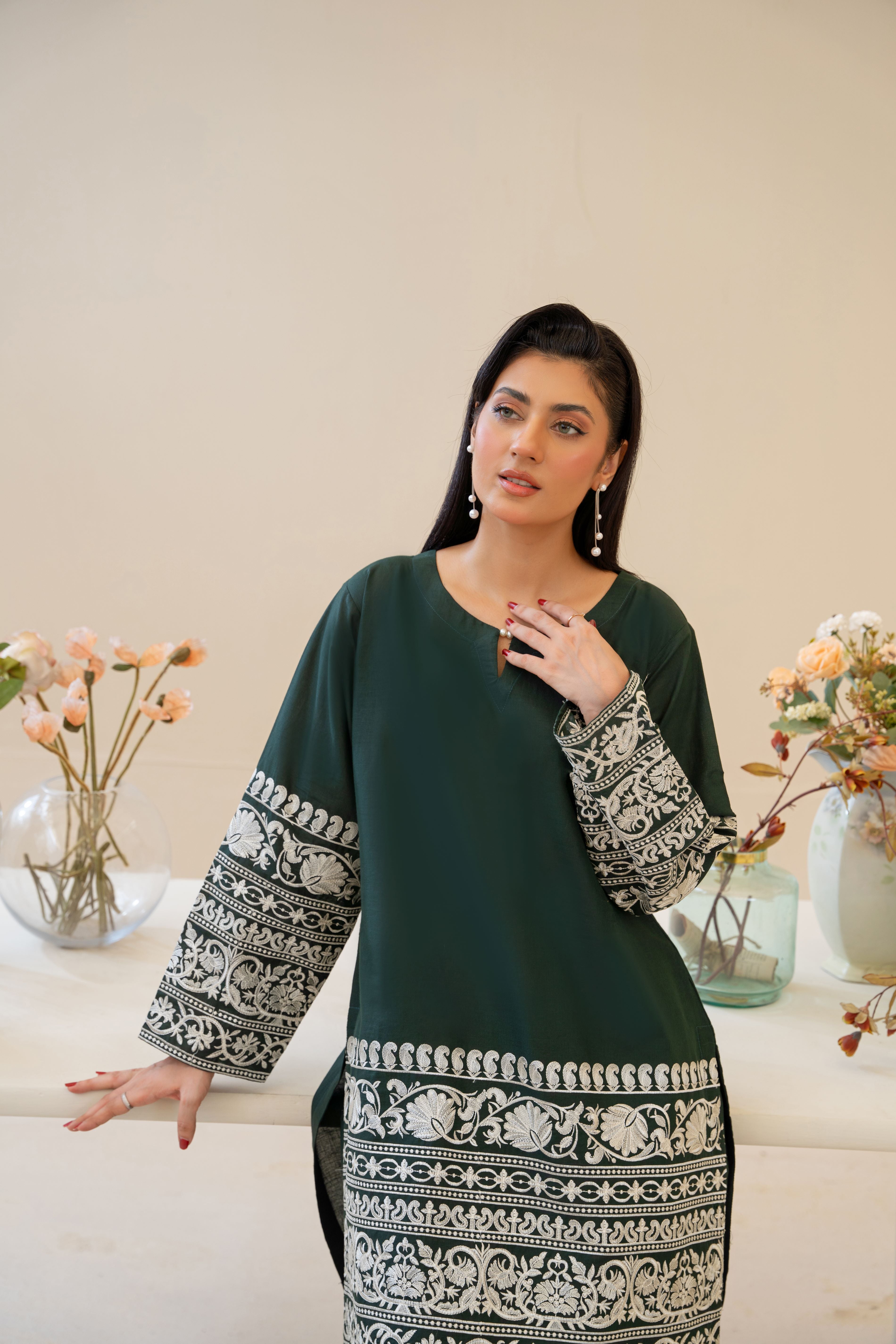 Zareen Noir –  Forest Green Edition