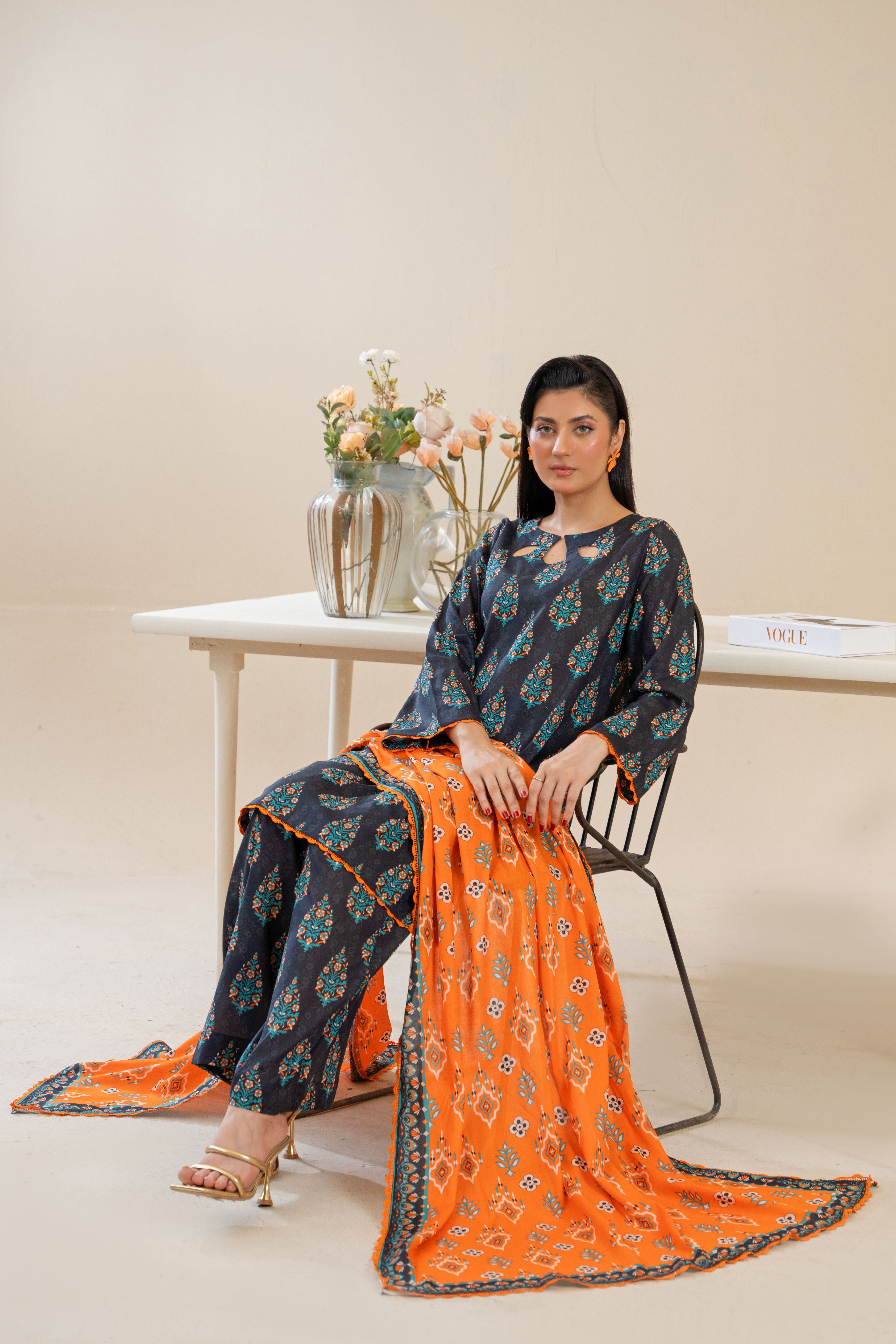 Zaria Ember – Black Lawn with Contrast Dupatta