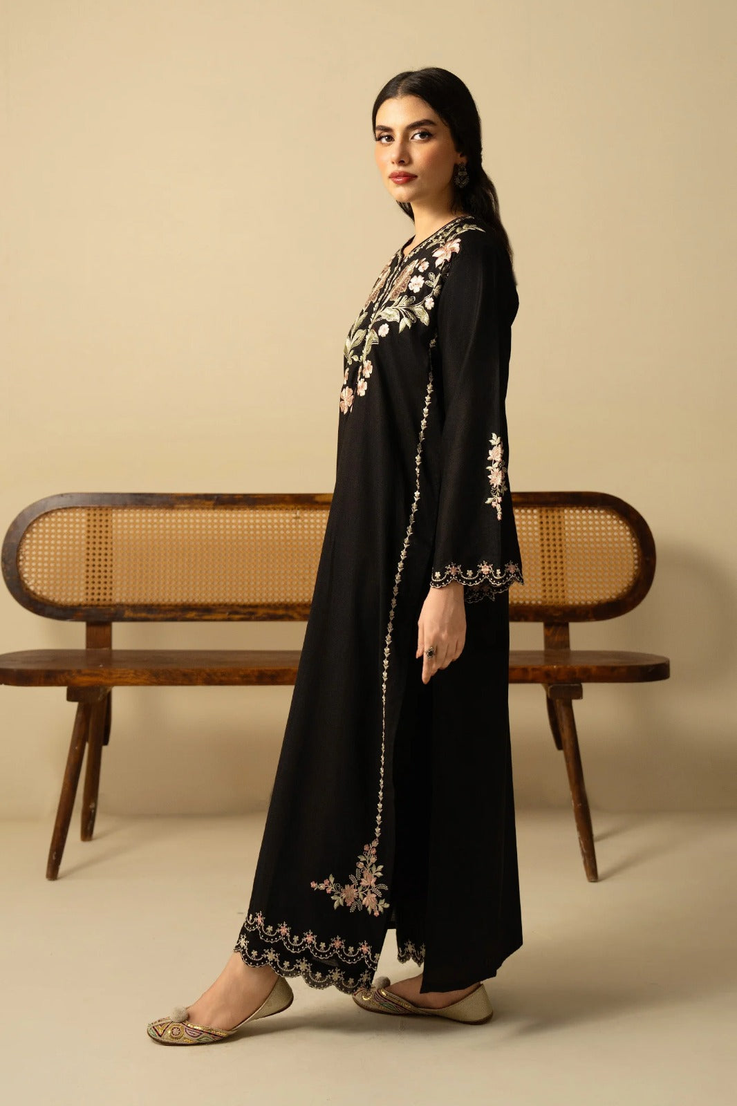 Midnight Grace 2-pcs Embroidered Cambric Suit