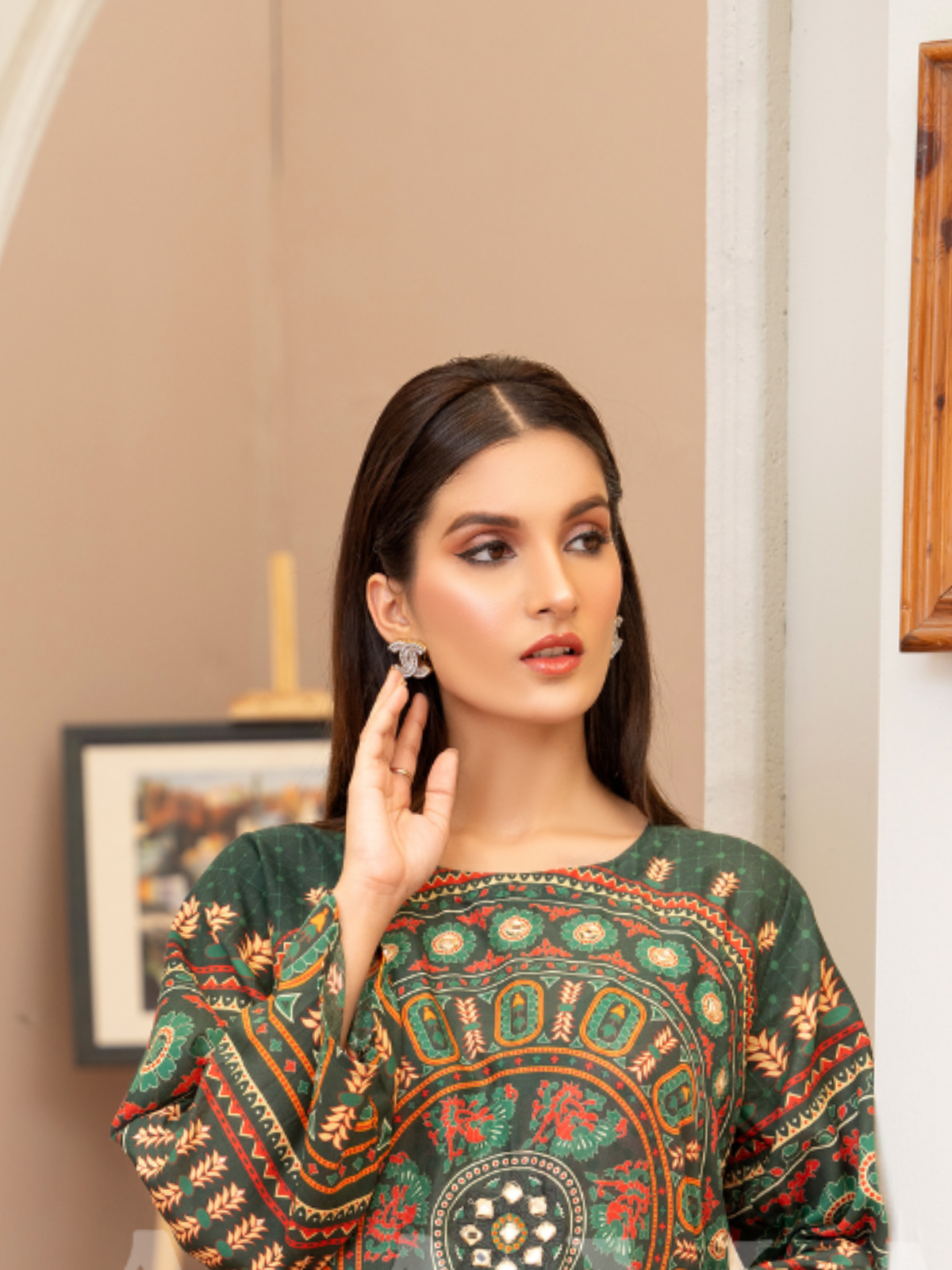 Hania – Emerald Mandala Green Edition