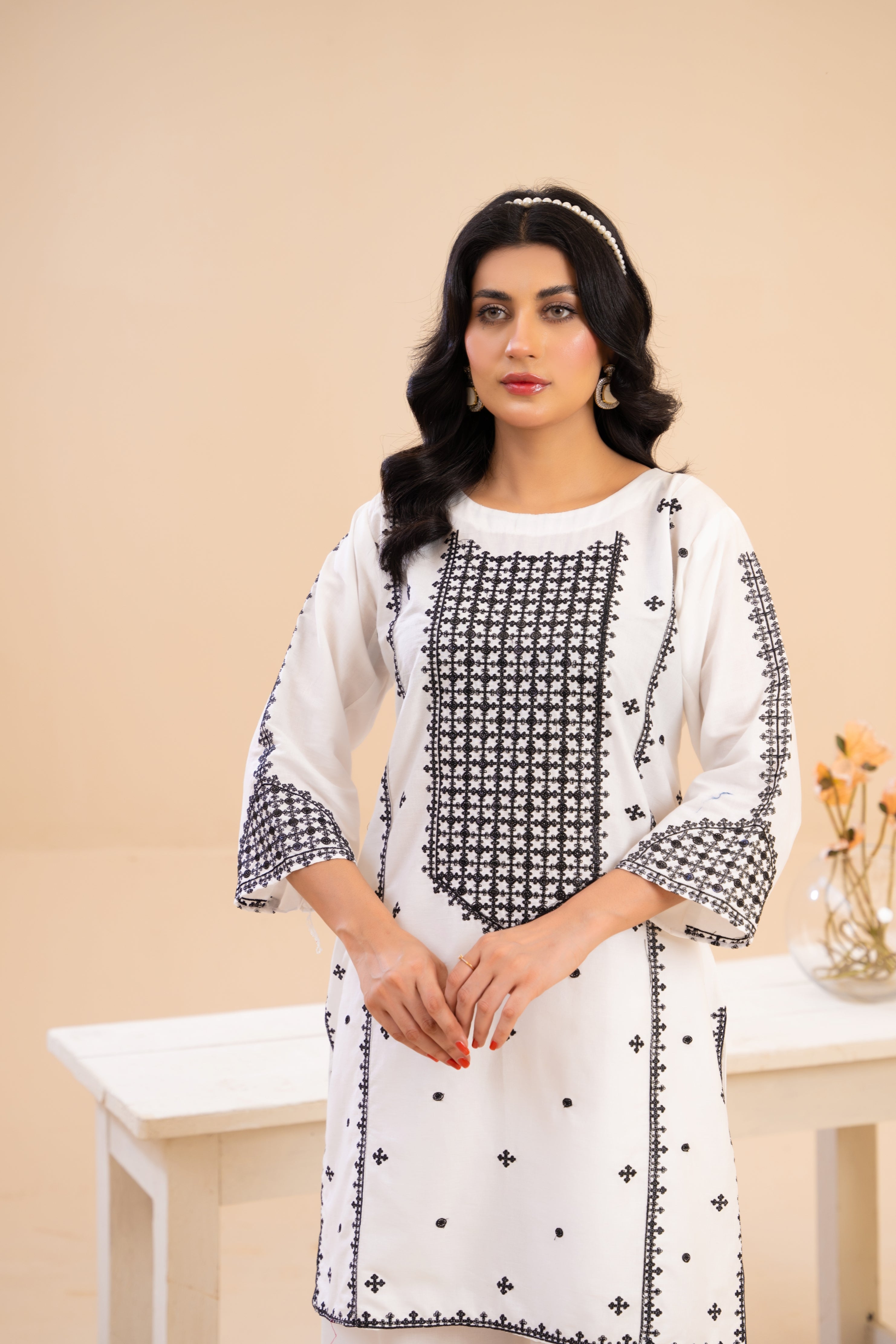 Huda Classic Contrast