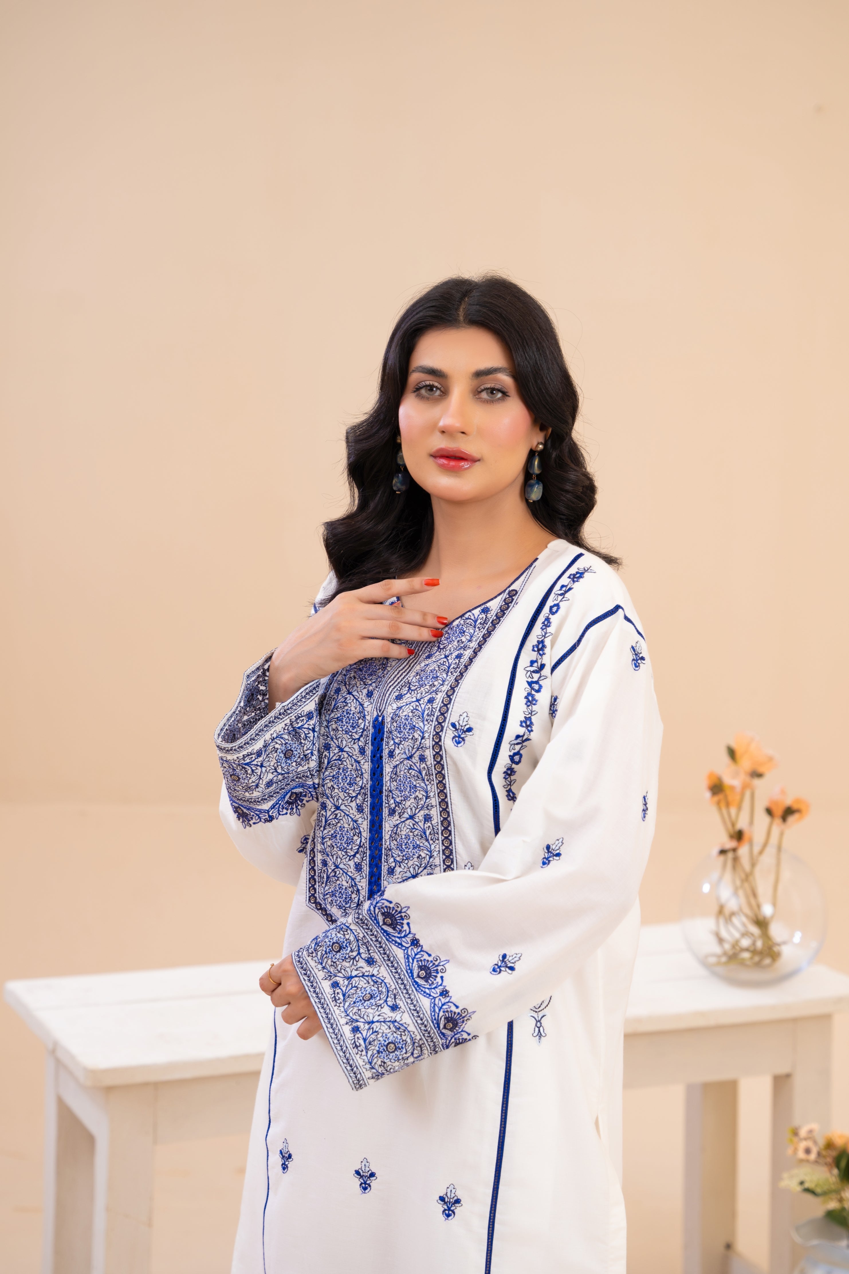 Nora Sapphire Whisper